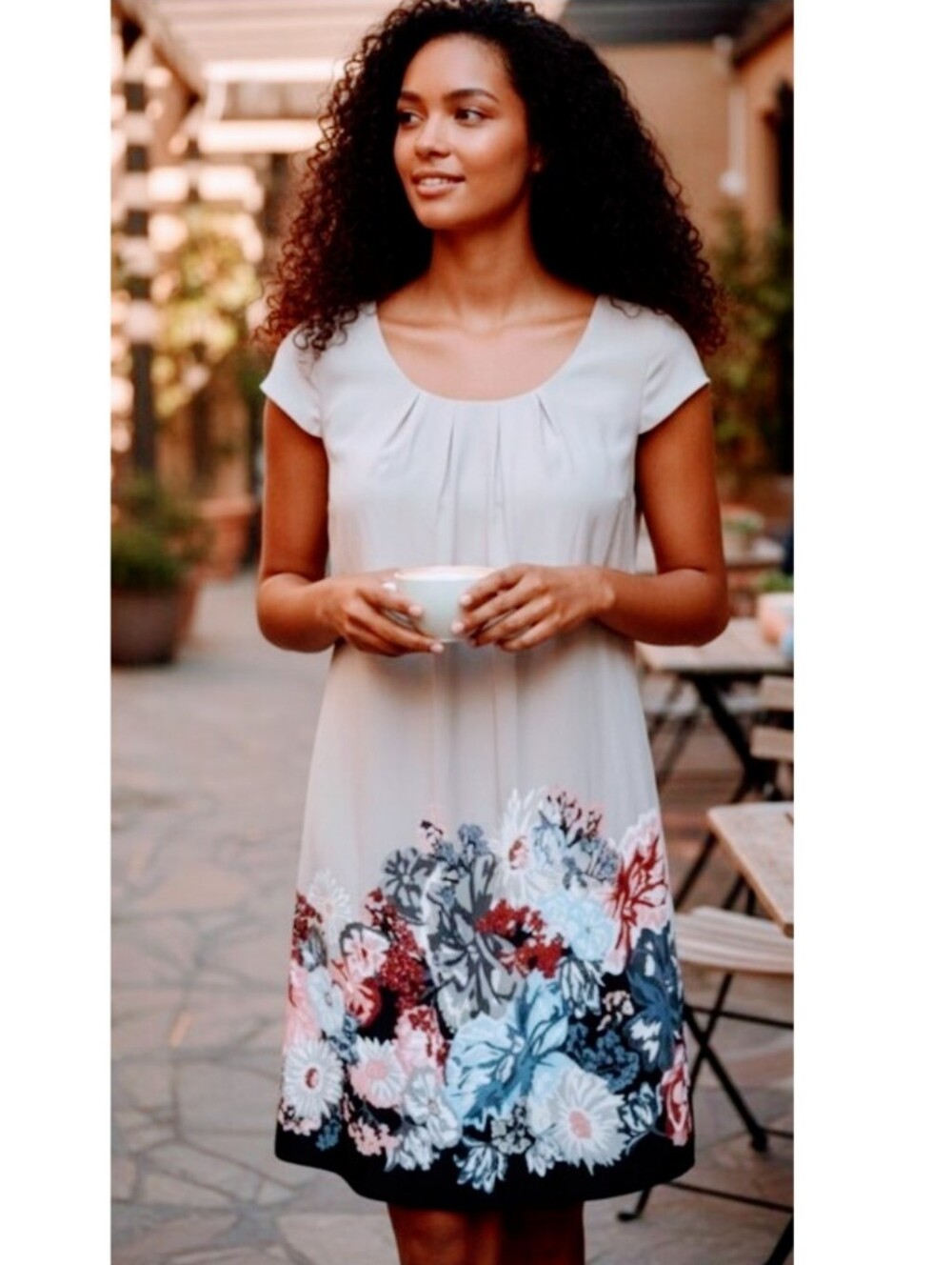 💕SALE💕 H&M Floral Mini Dress - Beige and Multicolor Sz.4
